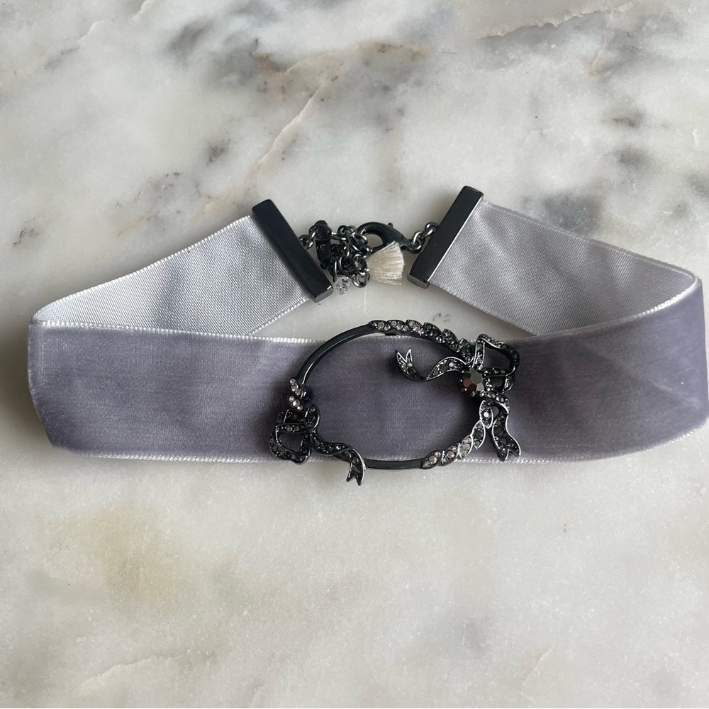 Lonna & Lilly Elegant Gray Velvet Choker Necklace